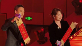 抓男友的女刑警